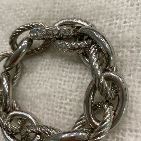 Beautiful Bracelet - Picture 4 of 10